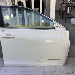 2015-2017 TOYOTA CAMRY FRONT DOOR 👉👉ASK FOR PRICE 