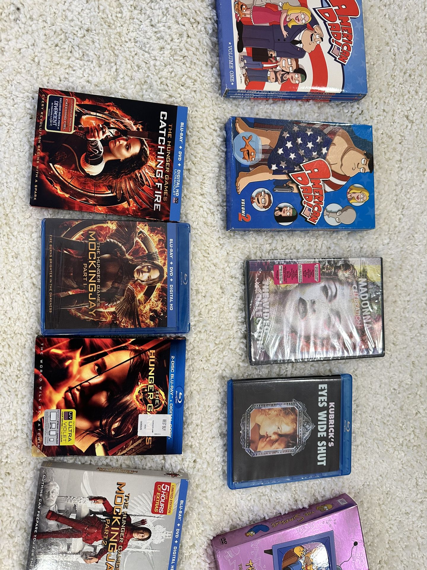 Random DVD Blu-ray Lot Simpsons Harry Potter Hunger Games Lord Of The Rings Family Guy, Etc