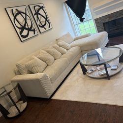 Like new Couch