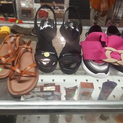 Size 9 M