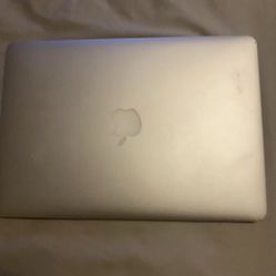 Apple MacBook Air 13" 1.3 GHz Core i5 256GB SSD 4GB RAM Mid 2013 Laptop