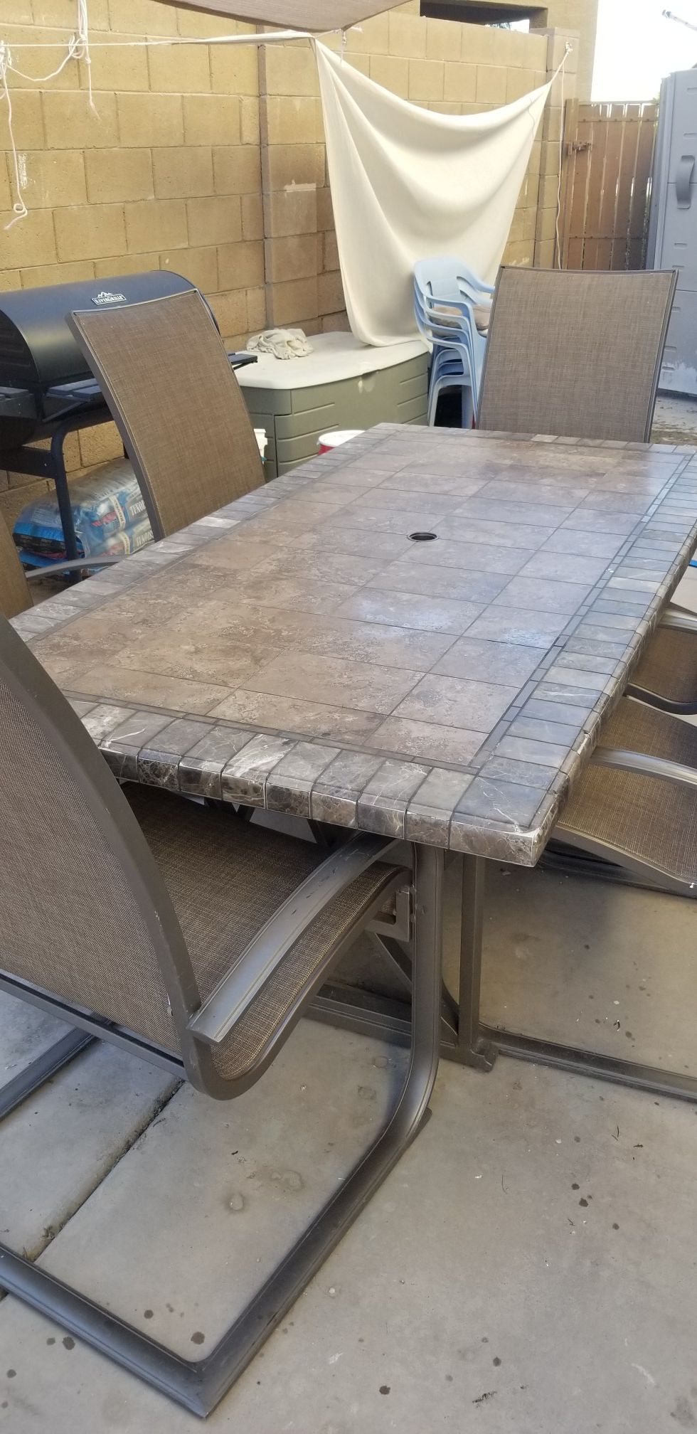 Outdoor tile table