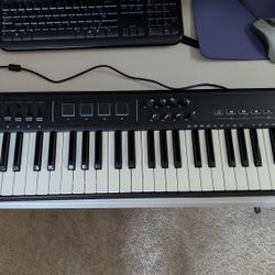 Alesis QX61 - 61 Key Advanced MIDI Keyboard Controller
