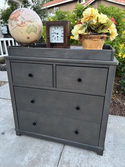 Gray Simmons Solid Wood Dresser Chest of Drawers Furniture Great Condition 