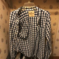 Hollister Button Up