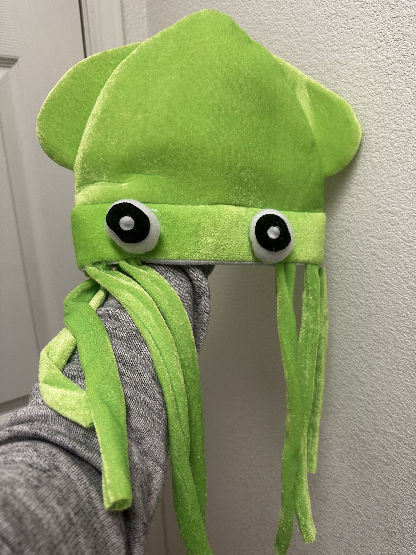 Novelty Jellyfish Hat