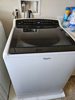 Whirlpool Washer and Dryer Set