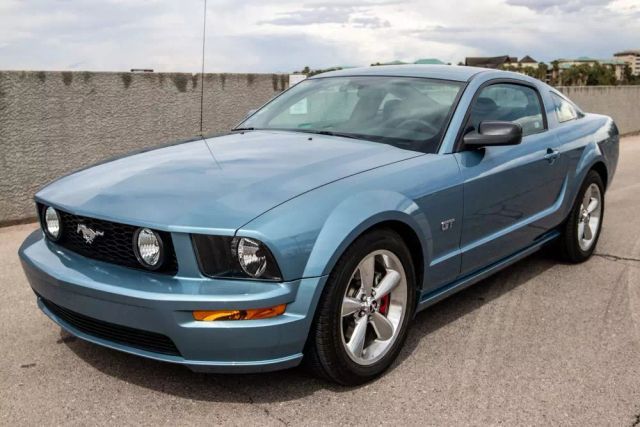 2006 Ford Mustang