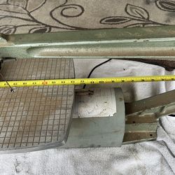 Scroll saw older model , 19” working