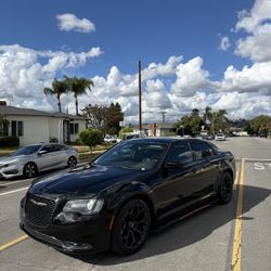 2019 Chrysler 300