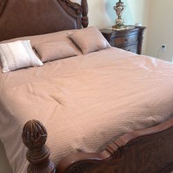 Queen Size Bedroom Set