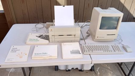 Apple Macintosh Classic II M4150