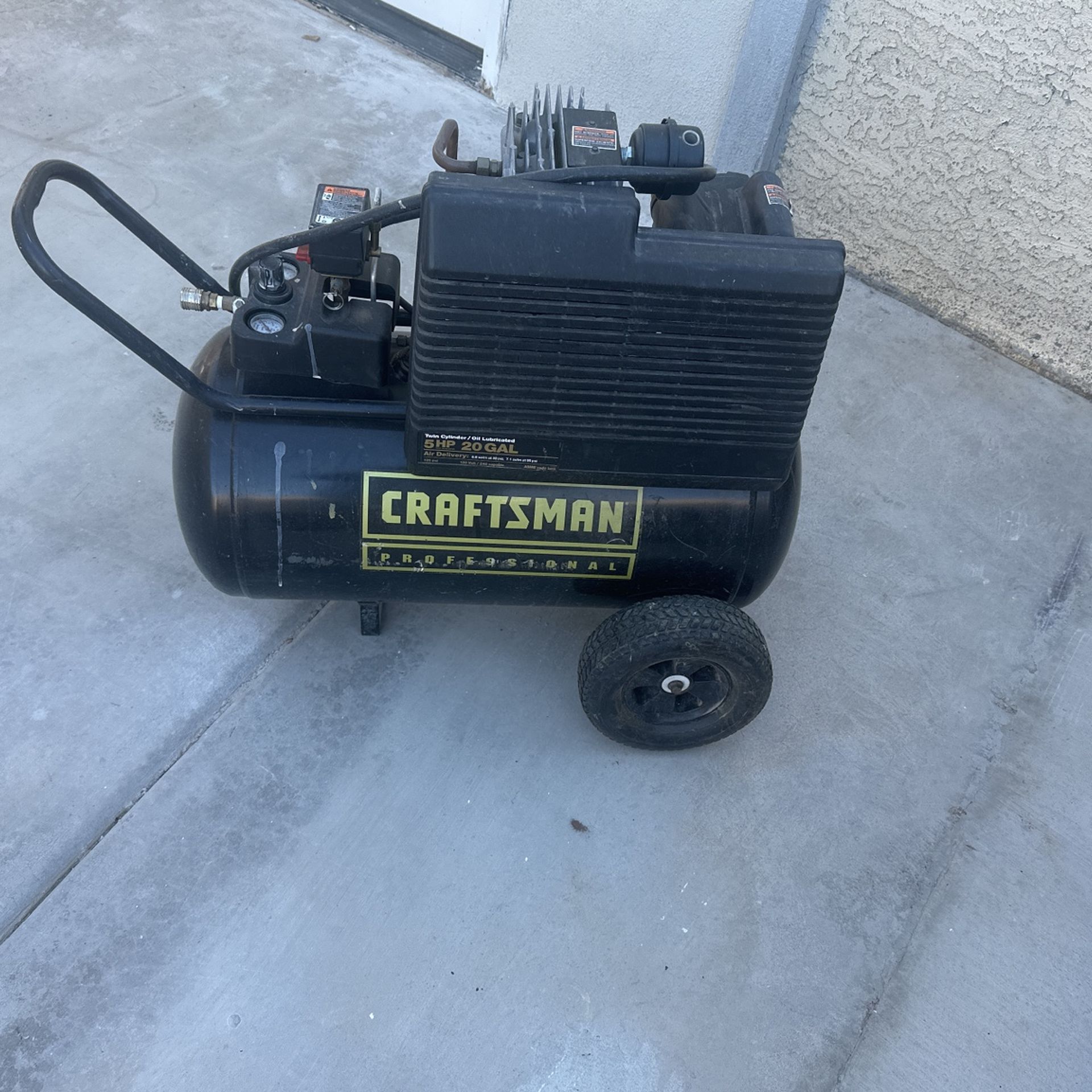 Craftsman 20 Gallons Air Compressor