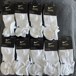 NEW Nike Spark Cushioned No Show Running Socks – $12 Each (Retail $18)