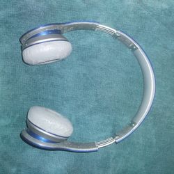 BEATS  Wireless  Headphones by  dr. dre Only $60 !