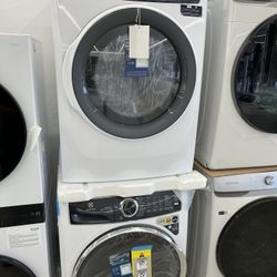 Electrolux Front Load Washer And Dryer- Financing Available 