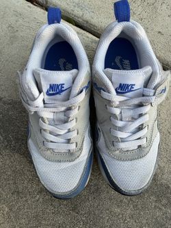 Kids Nike Shoes Size 11C