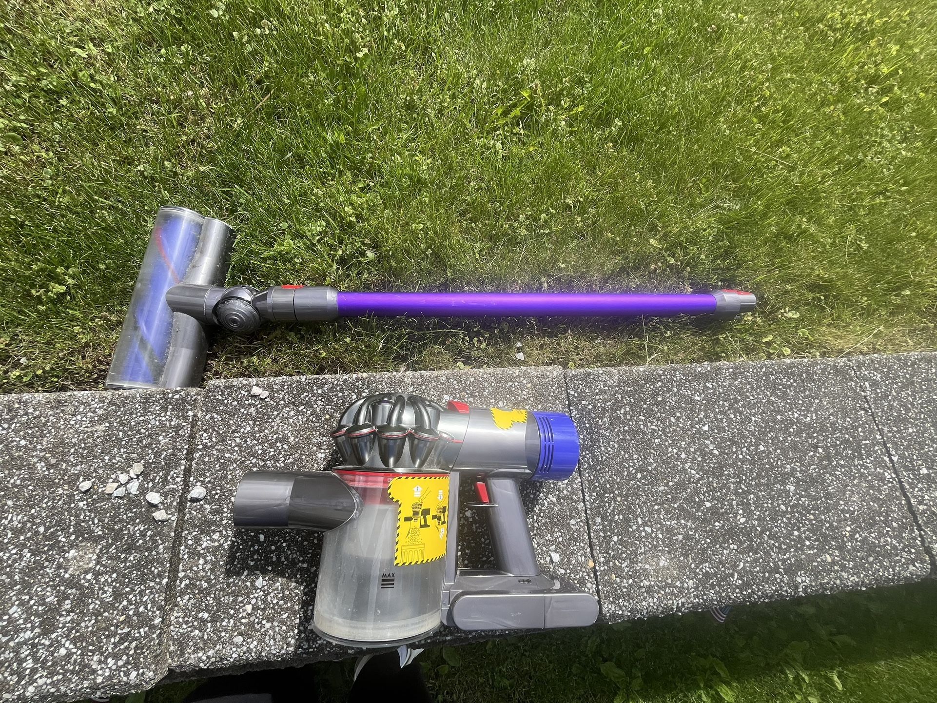 Dyson V8 Animal Pro Vacuum