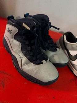 Shoes jordans 10s and nike dunks