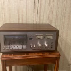 Vintage Pioneer CT-F8282 Stereo Cassette Deck.