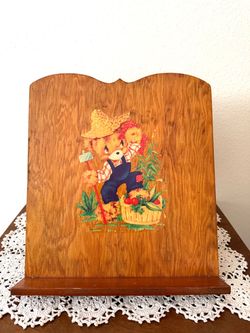Vintage Wooden Recipe Book Stand (Cottagecore)