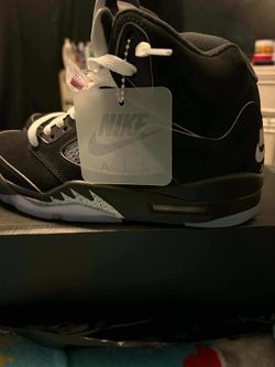Metallic 5’s size 7