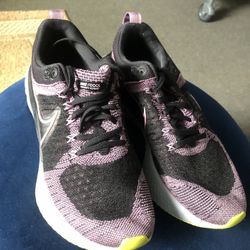 Nike. Women 