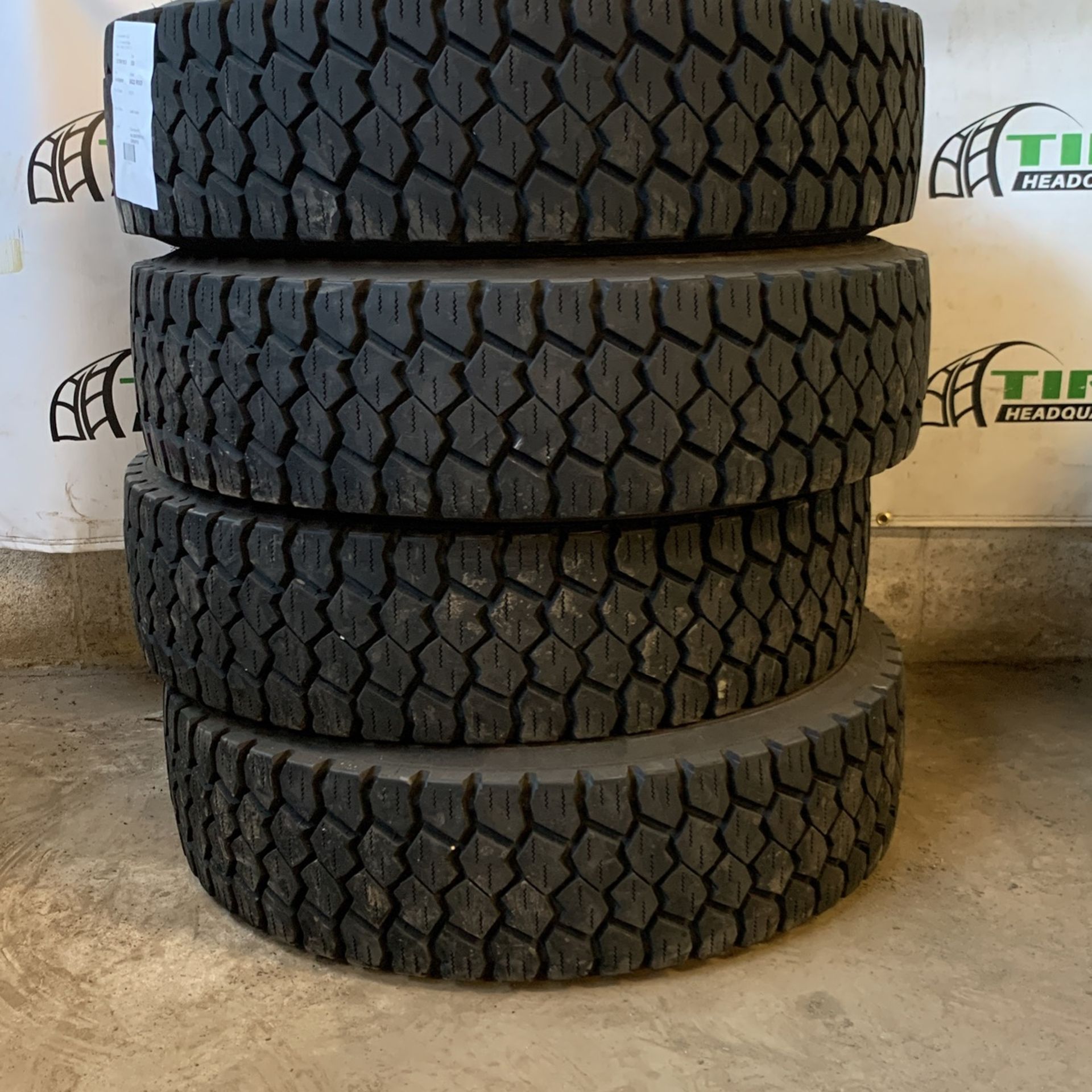 255 70 19 5 255 70r19 5 good year g622 rsd set of four 4 for sale in