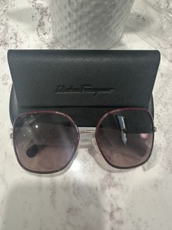 Sunglasses Ferragamo