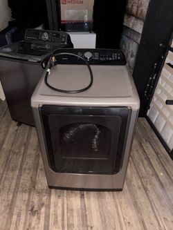 Samsung 5.5 Cu.Ft Washer and Dryer