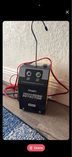Smoke leak detector
