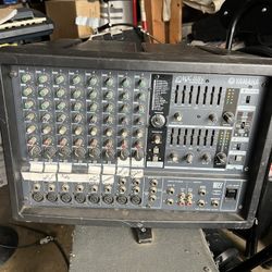 Yamaha Mixer