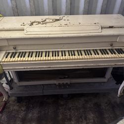 $599 Piano For Sale In Paramount 
