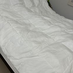 Cozy White Down Queen Size Comforter Blanket 