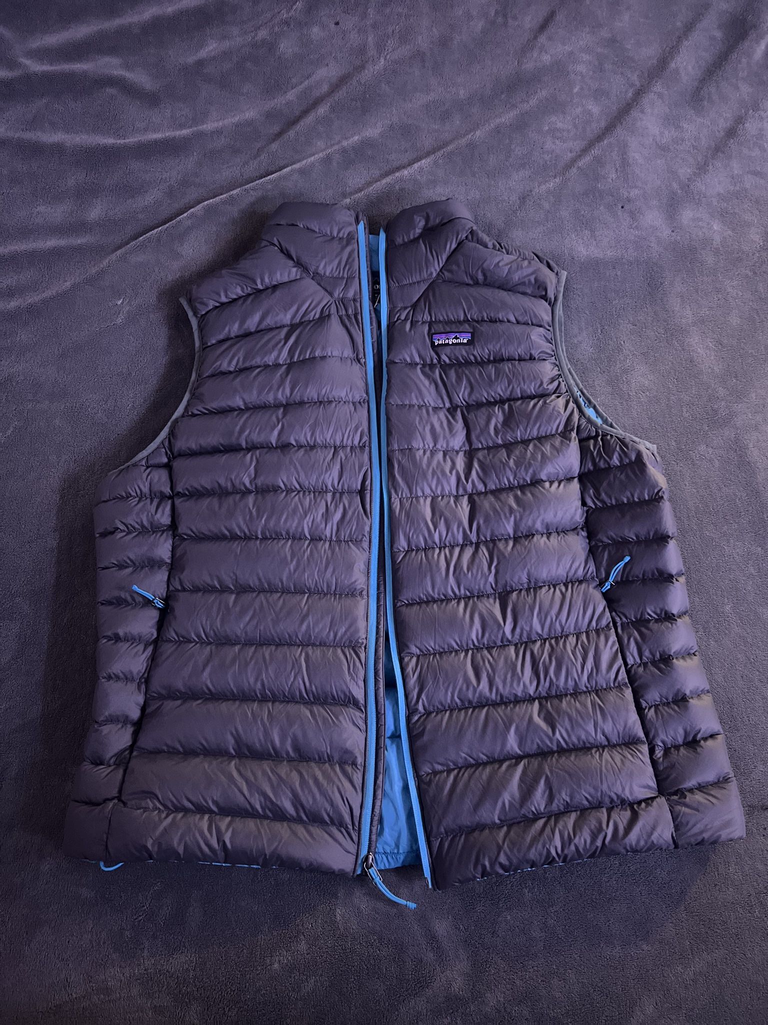 Patagonia XXL Grey/Blue Puffer Vest