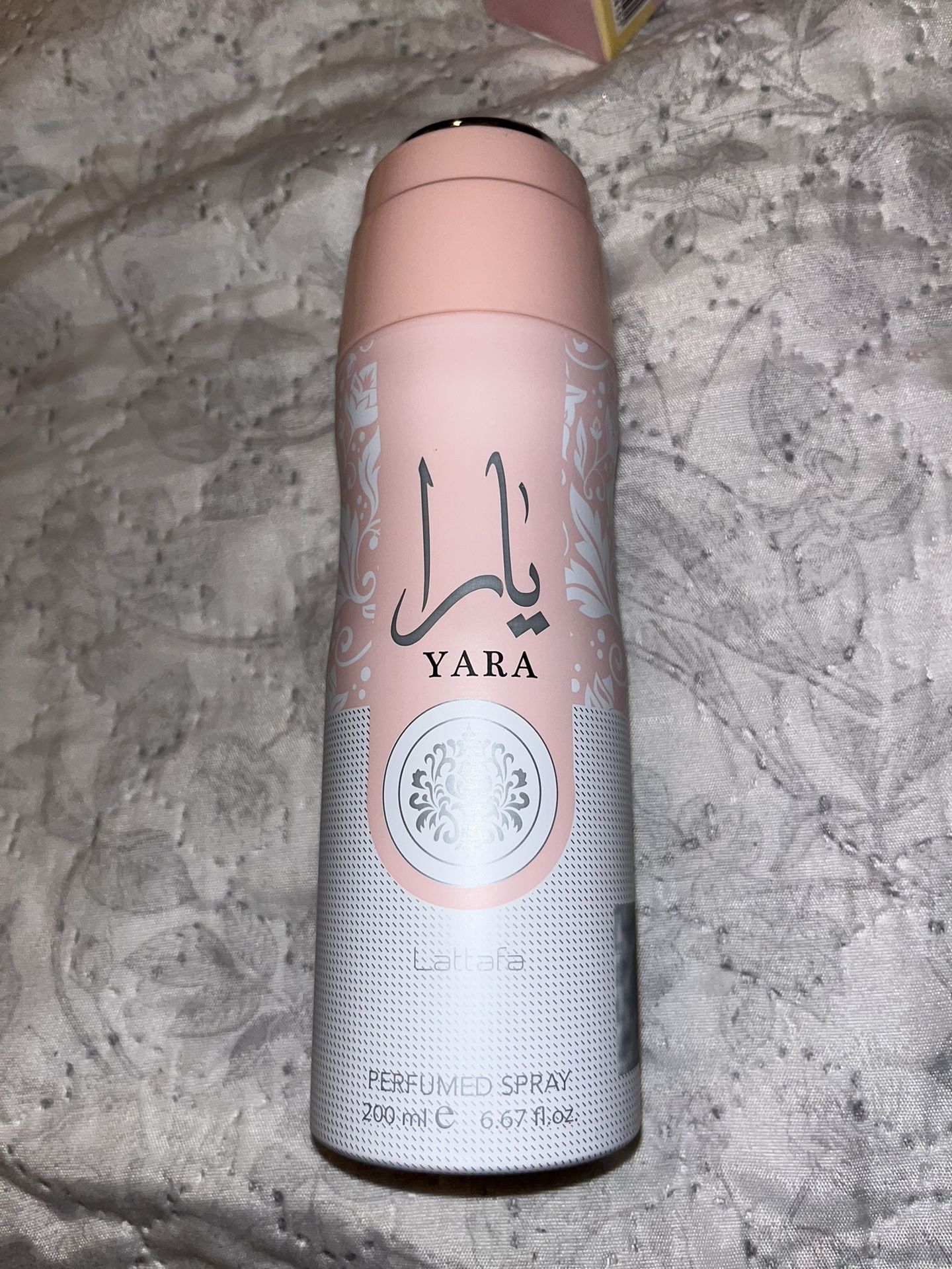 Yara pink room Spray