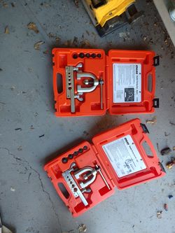 Double flaring tool