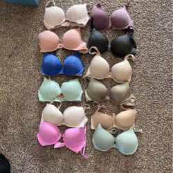Victoria Secret & PINK bras, Size 32D for Sale in Hillsboro, OR