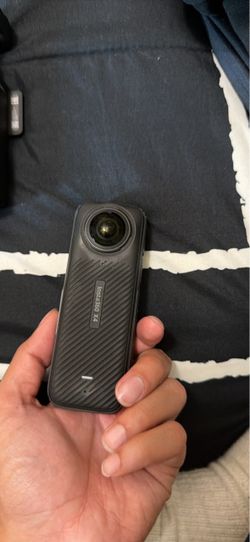Insta 360 x4
