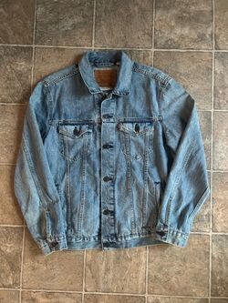 Levi's Light Wash Denim Trucker Jacket