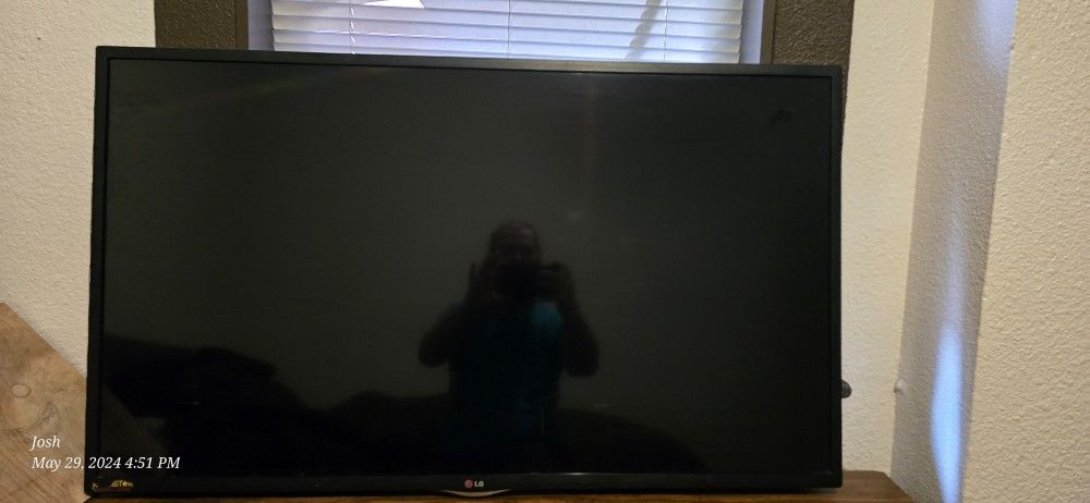 50" LG Cinema 3D TV