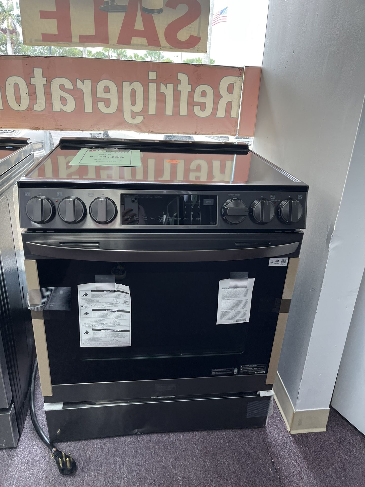 Electric Stove, Slide In Black Stainless LG , With Air Fry Convection. hornos de estufa