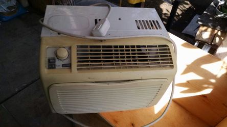 Kenmore window AC unit. 5000 BTU