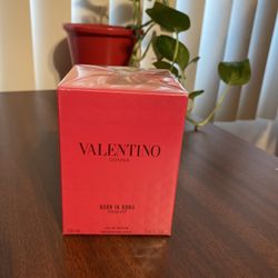 Valentino Pink