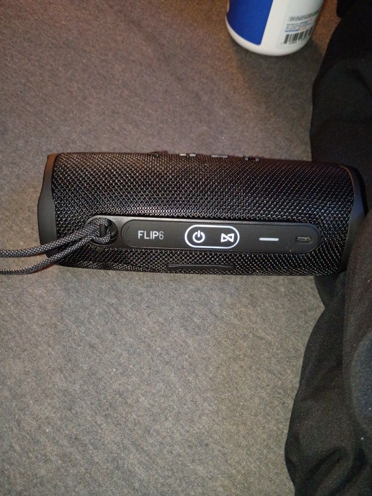Bluetooth Speaker Flip 6