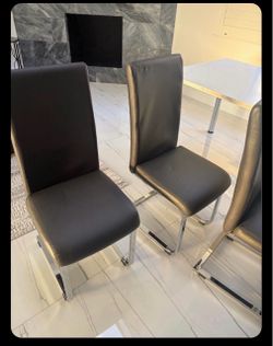 Leather dining table chairs