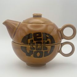 Vintage Tea Pot Teacup Set