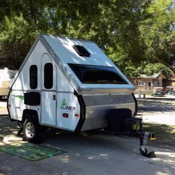 2015 Aliner Trailer