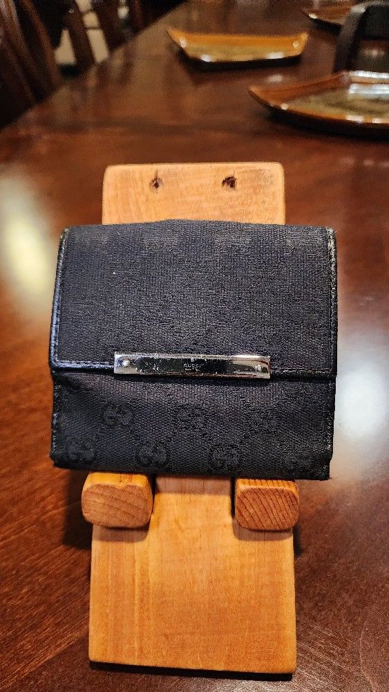 Gucci GG Canvas Bifold Wallet