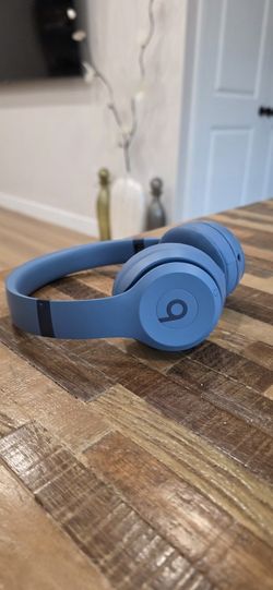 Beats Solo 4
